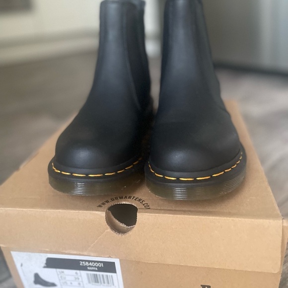 Dr.Martens 2976 WOMAN NAPPA LEATHER CHELSEA BOOTS  Black size 8 - Picture 5 of 12